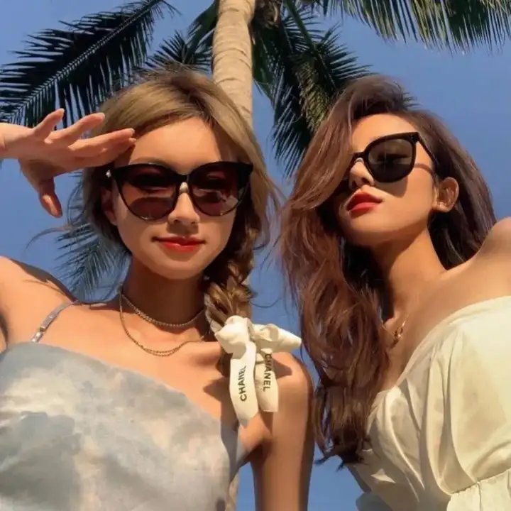 咸鱼哥第二季海报